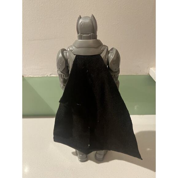 Armored Batman Collectible Action Figure Toy Mattel 2015 DPH37 DC Comics HH 12” - Picture 3 of 4
